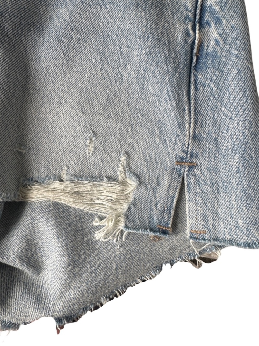 Vintage Cut-Off Denim Shorts - Light Wash - Size 01 / 25 - Picture 4 of 8
